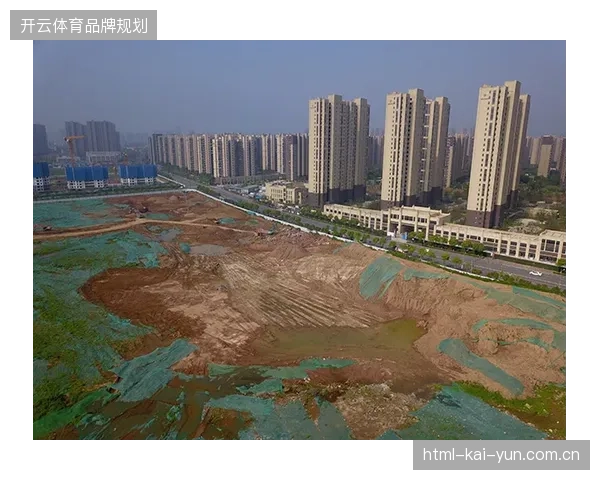 特德斯科认为蒂勒曼斯节奏偏慢，奥纳纳凭借更高的防守覆盖面积入选